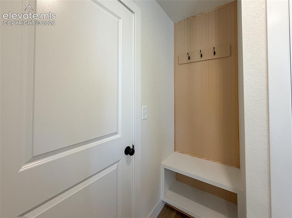 Image 17 of 42: Mud Room