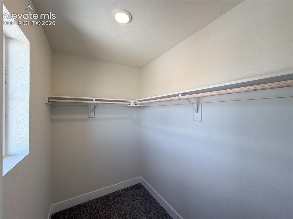 Image 35 of 42: Closet