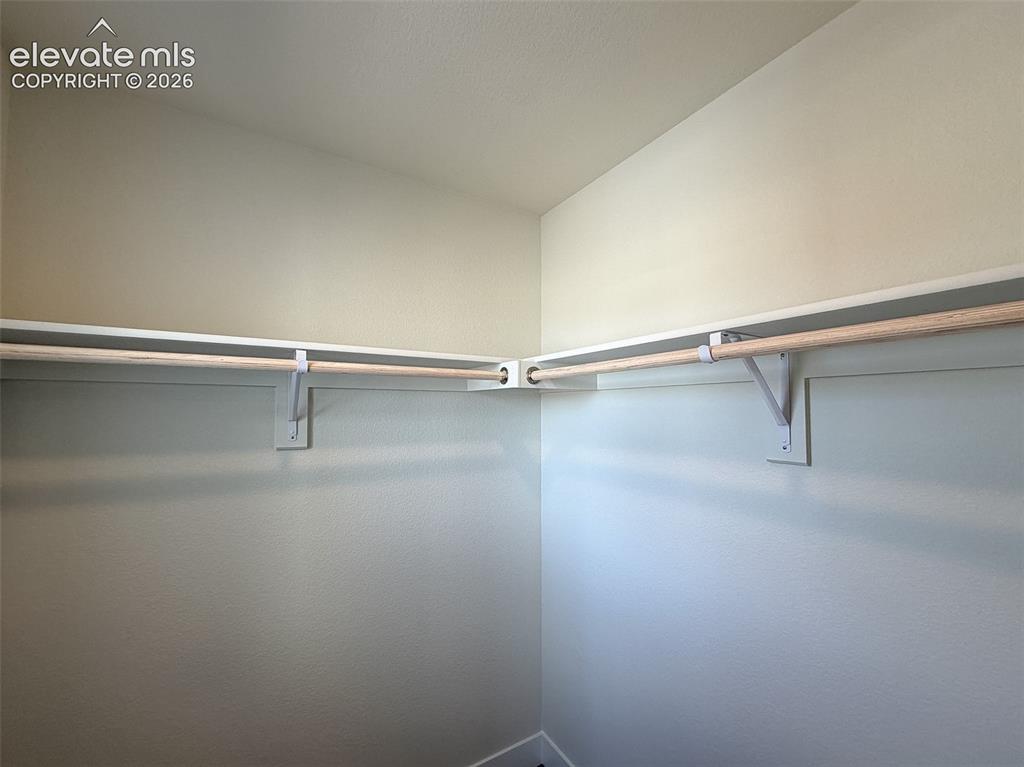 Image 40 of 42: Closet