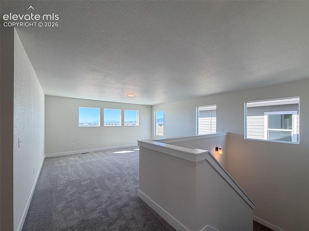 Image 42 of 42: Loft