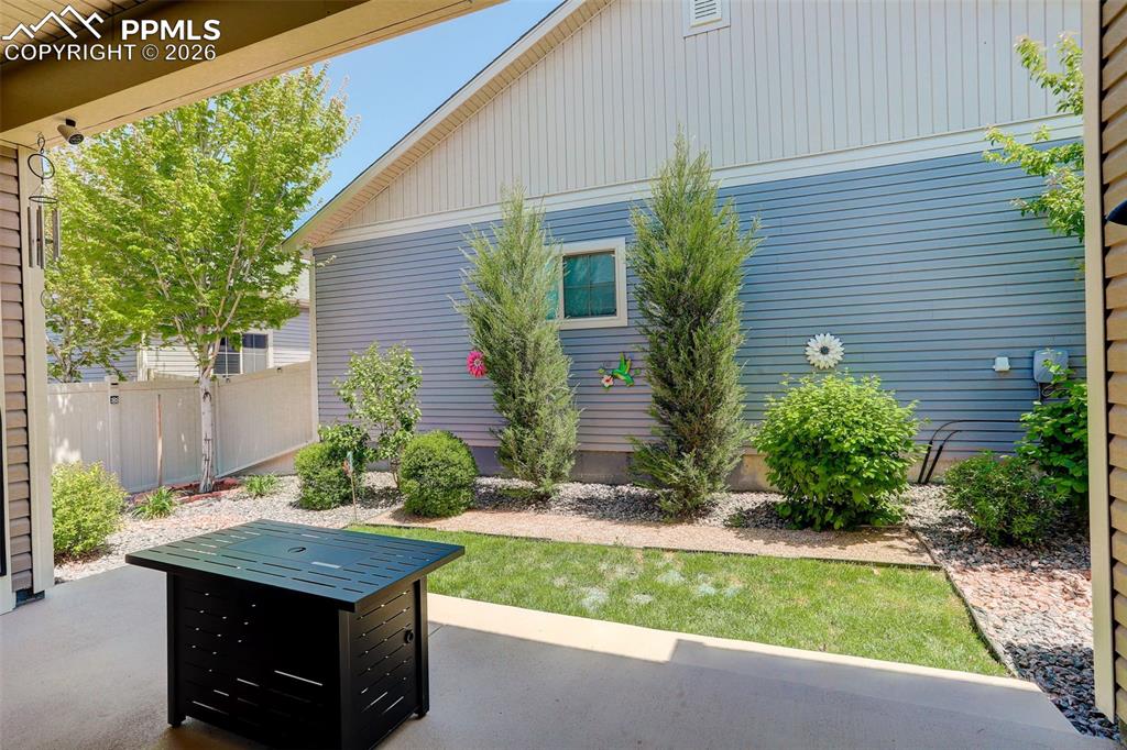 Image 27 of 29: No Description Available