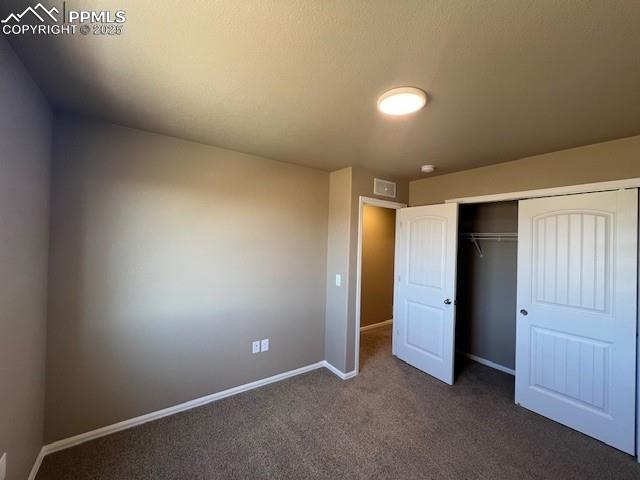 Image 12 of 20: Bedroom