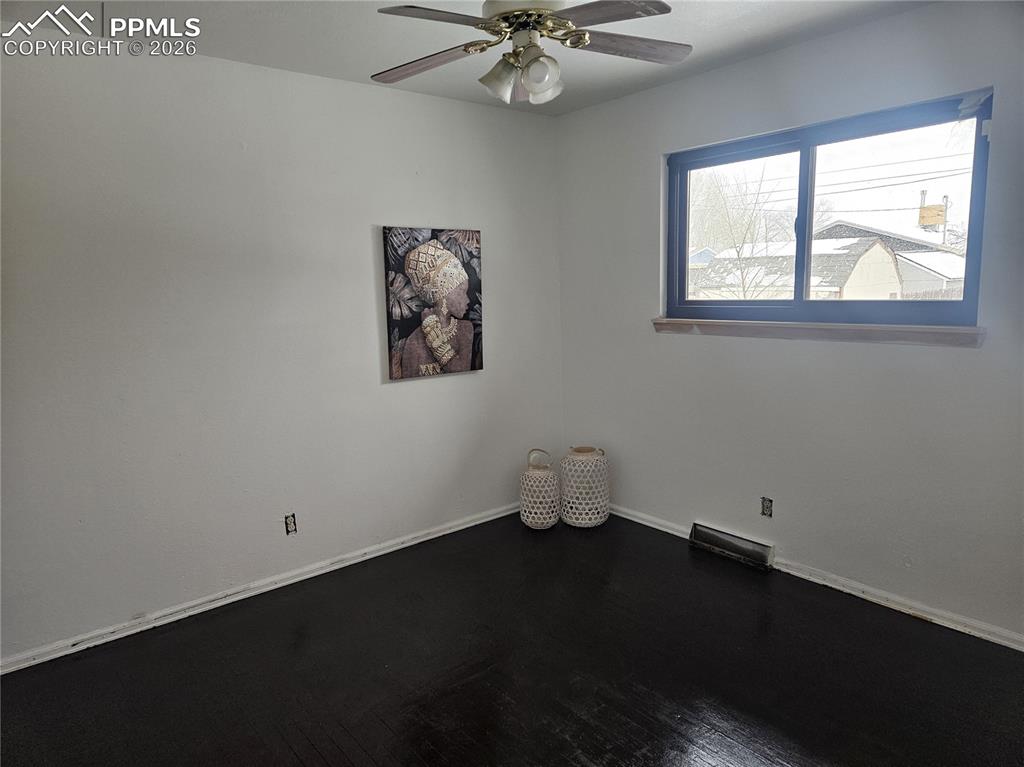 Image 14 of 18: Basement