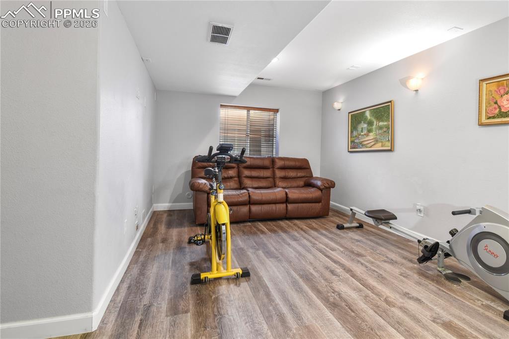 Image 31 of 40: Exercise Room