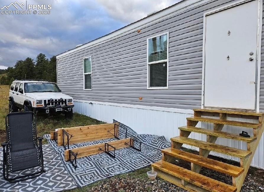 Image 8 of 10: Side of Structure