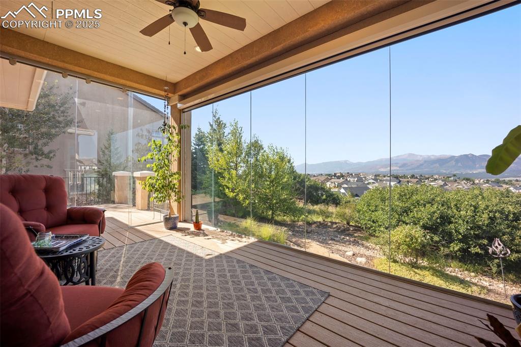 Image 16 of 50: Sun Room