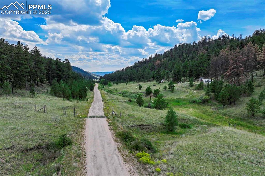 Image 21 of 50: View