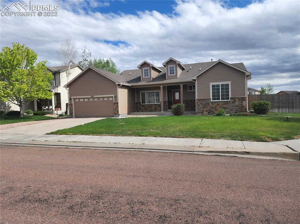Listing 6595670, Image 2 of 20