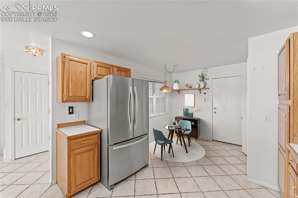 Image 5 of 35: Virtually staged