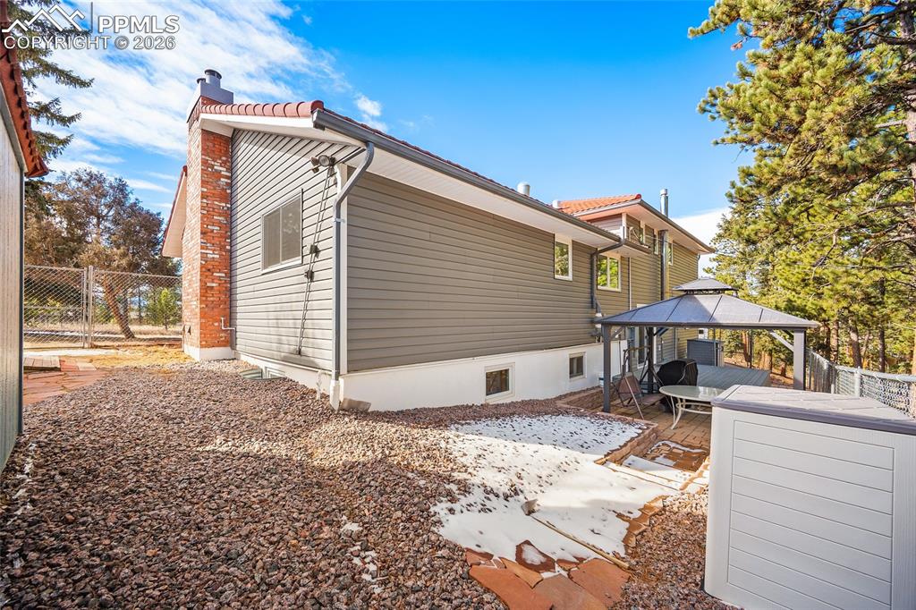 Image 40 of 49: Side of Structure