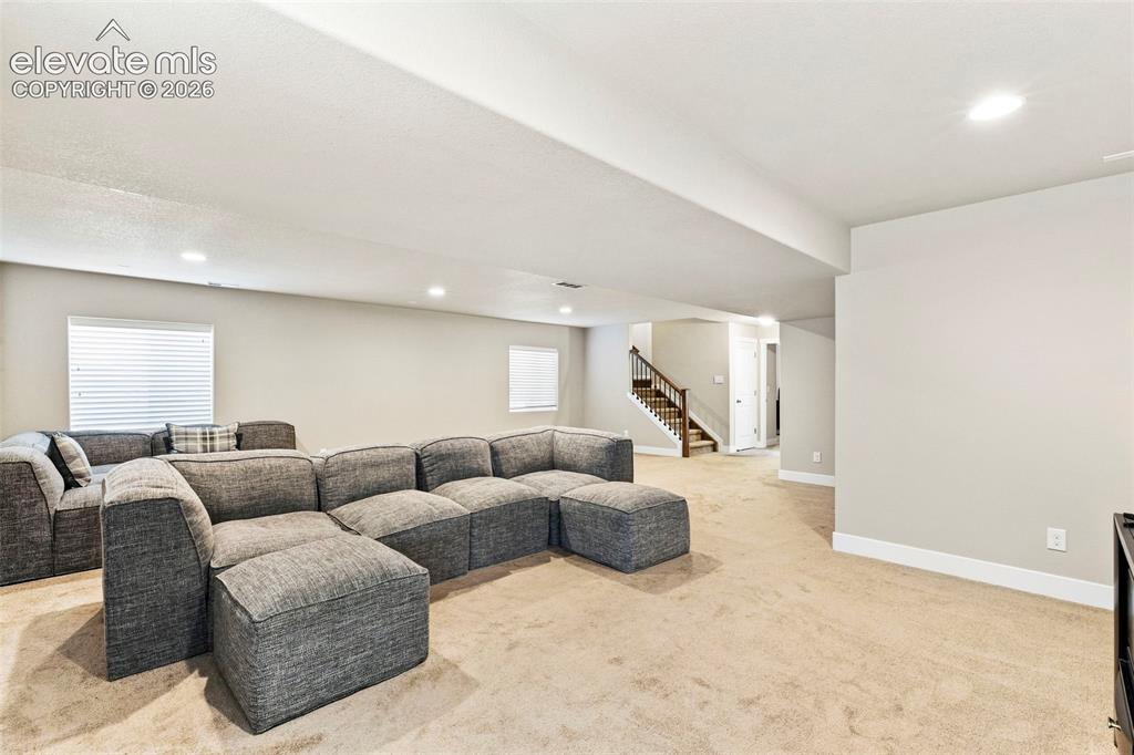 Image 29 of 38: Family Room