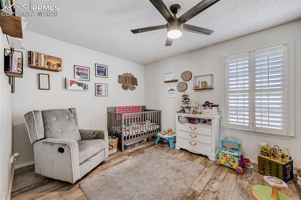 Image 15 of 22: Bedroom