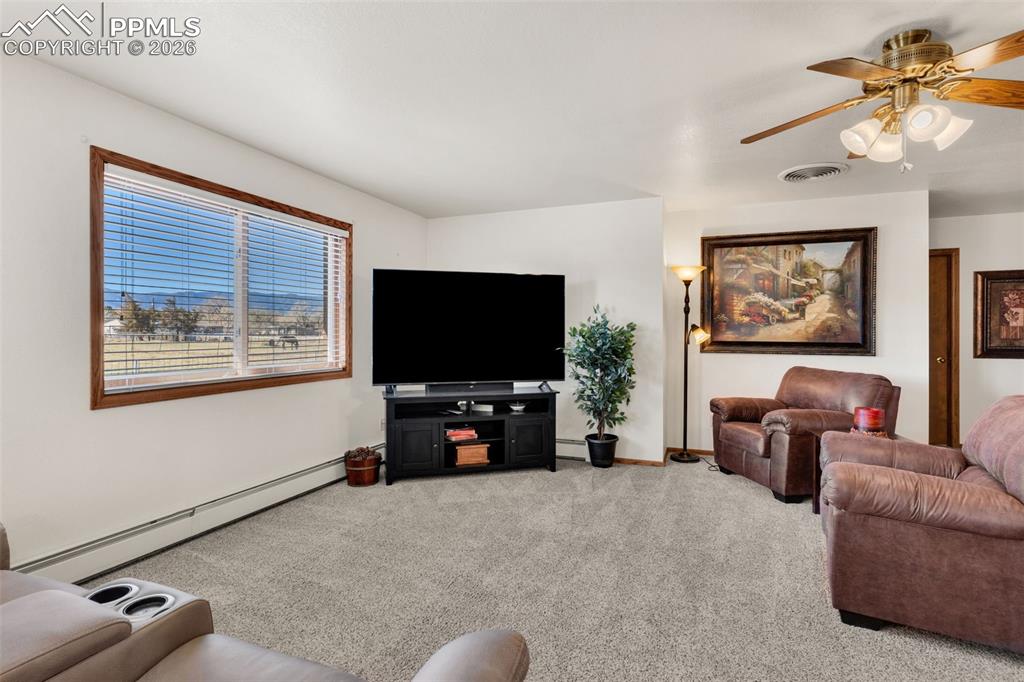 Image 10 of 50: Living Room