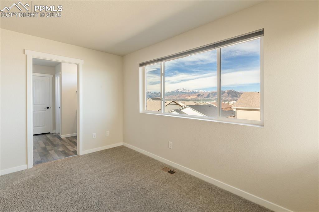 Image 34 of 50: Outstanding Pikes Peak view.