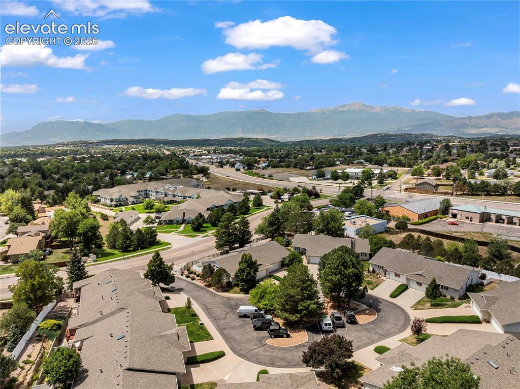 Image 6 of 43: Small community (16 homes) located in this HOA subdivision.