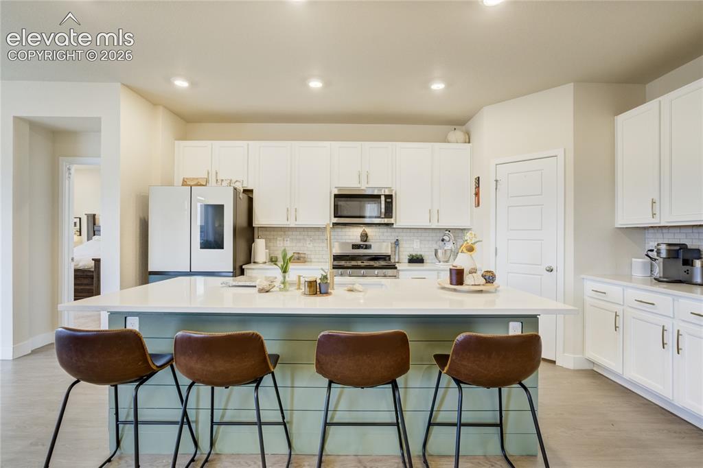 Image 8 of 43: Kitchen