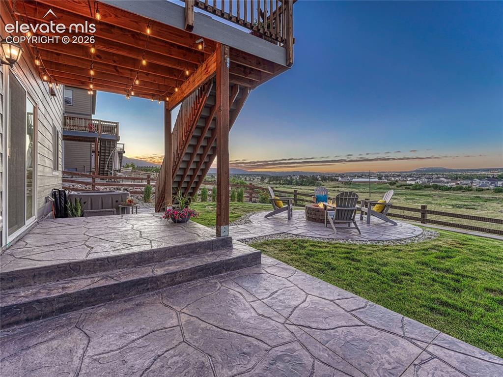 Image 2 of 45: Truly Liveable Home Nestled in the Quiet Shimmer of Monument with Views!