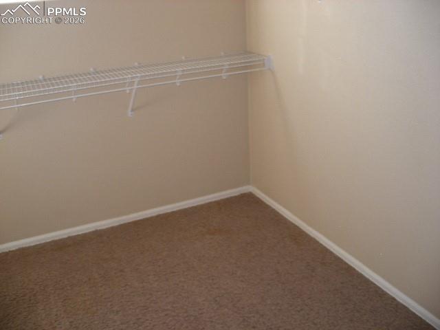 Image 23 of 47: Closet