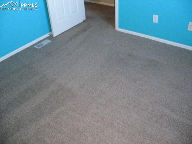 Image 32 of 47: Bedroom