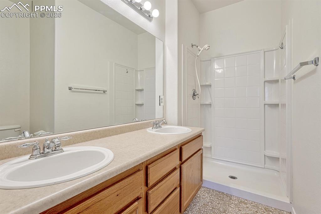 Image 19 of 50: Master Bathroom
