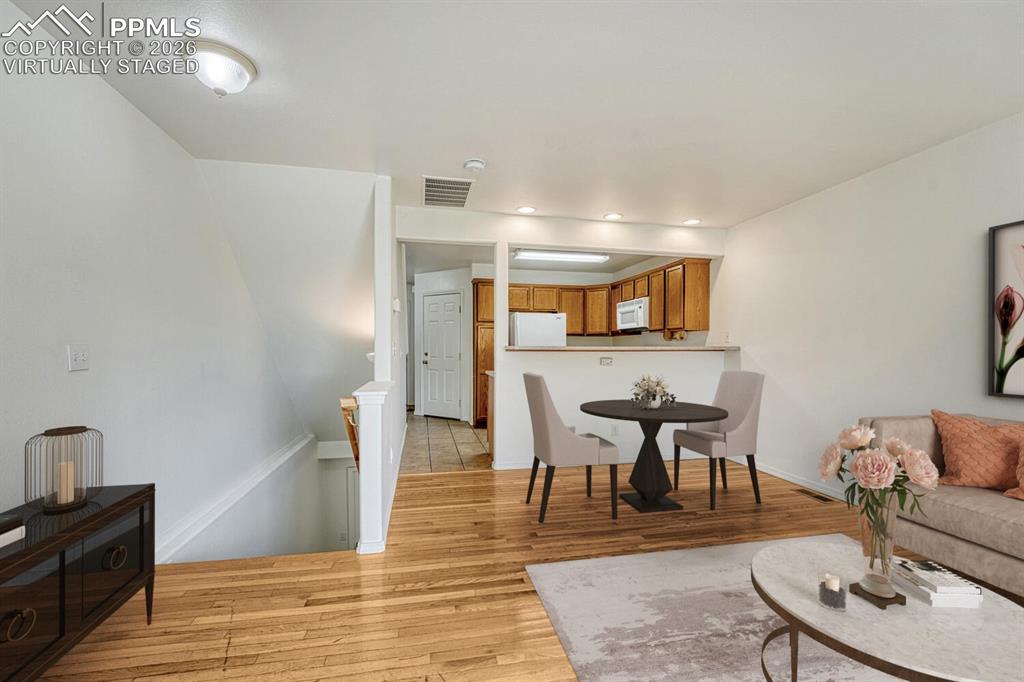 Image 7 of 50: Living room virtually staged