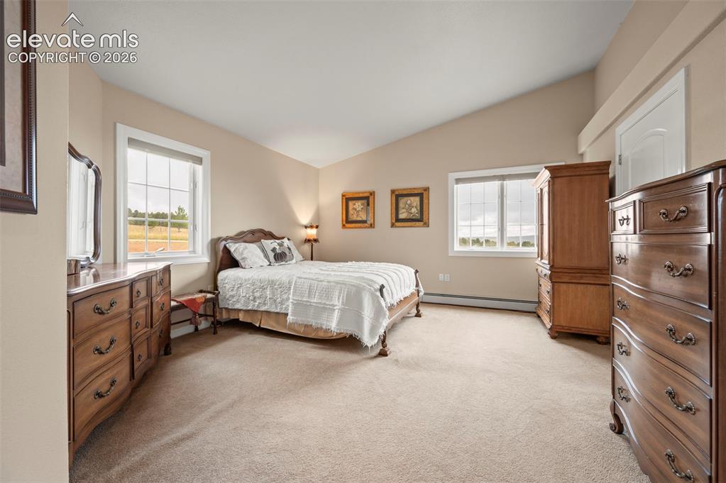 Image 21 of 47: Bedroom