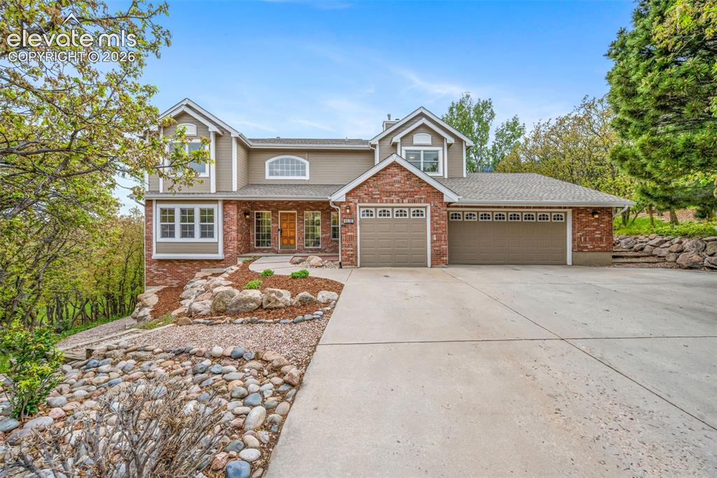 Image 3 of 36: Home sits on 1.05 acres