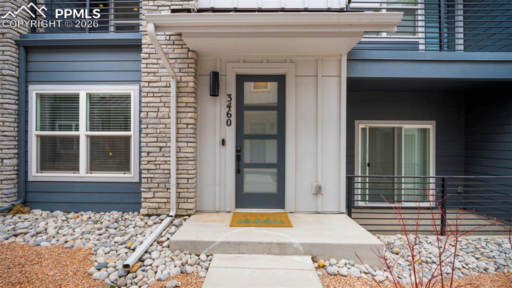 Image 1 of 42: Entry