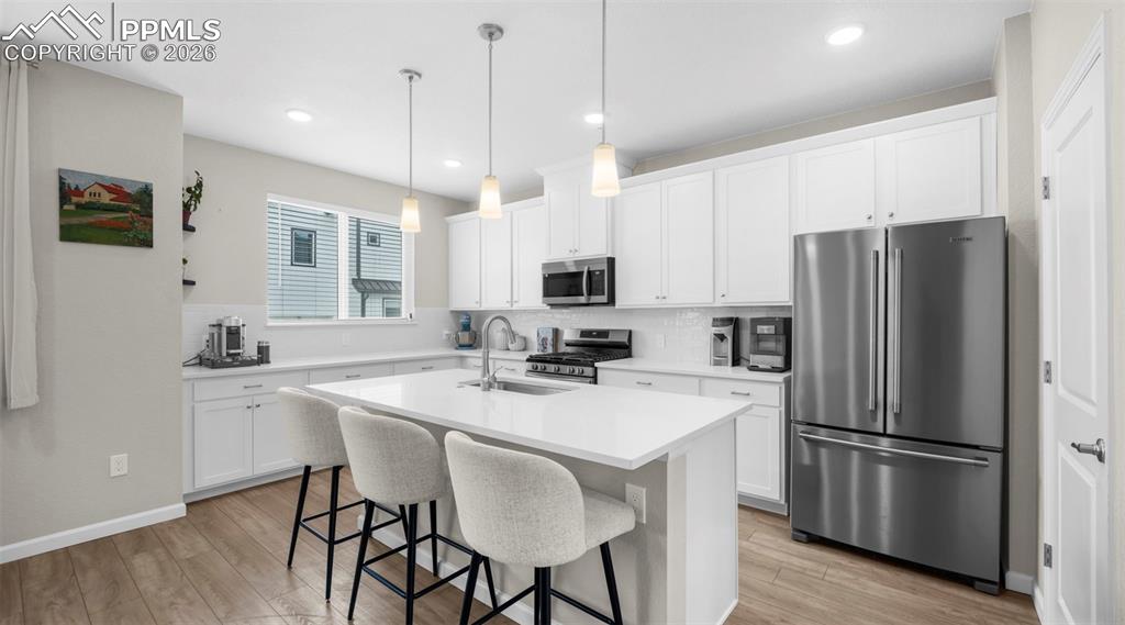 Image 14 of 42: Kitchen