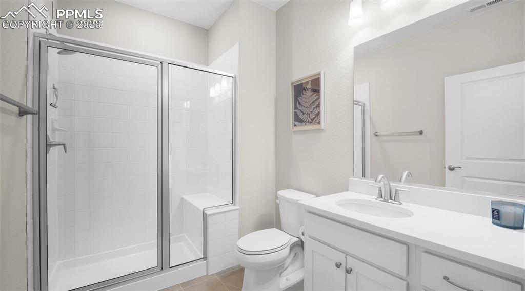 Image 5 of 42: Bathroom