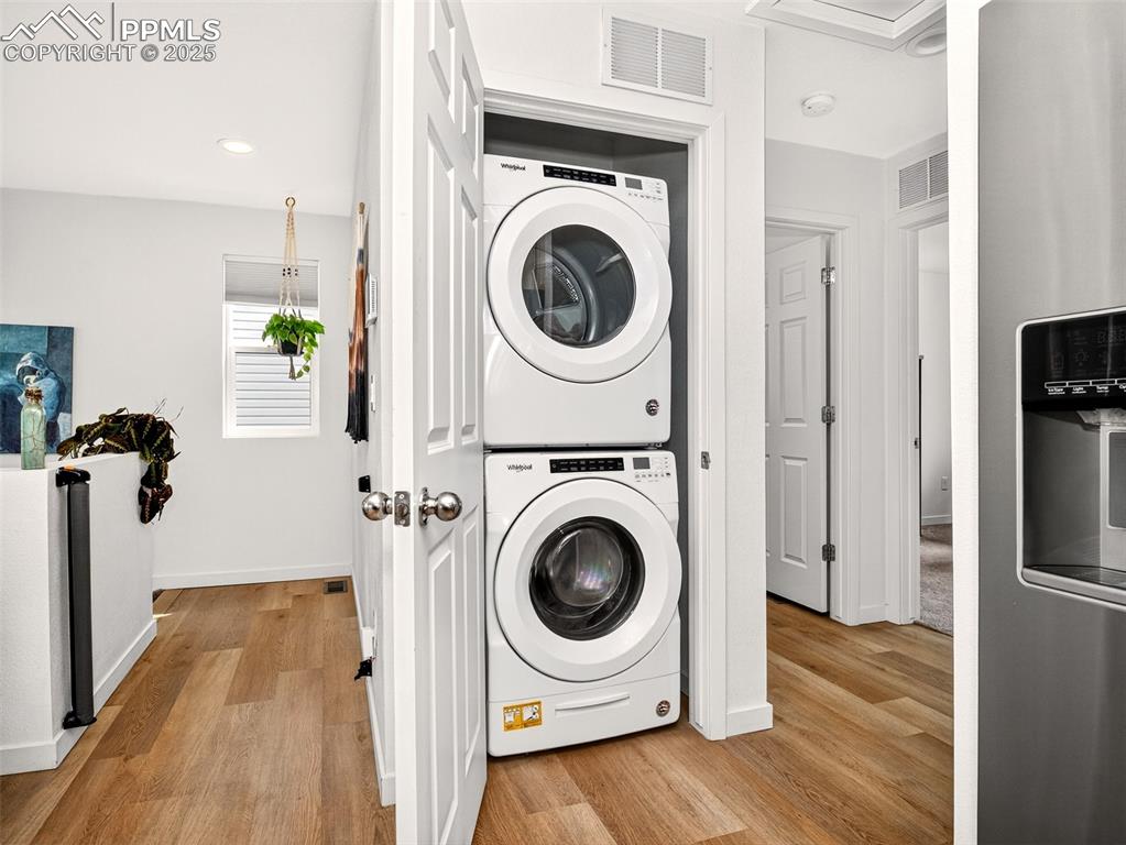 Image 16 of 23: Laundry