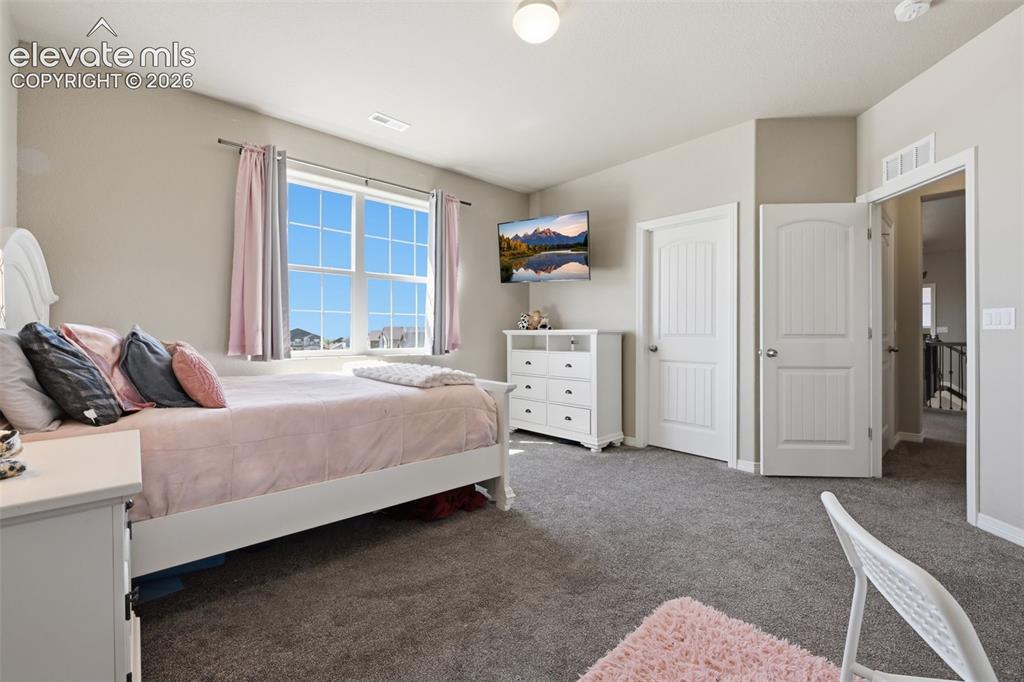 Image 21 of 43: Secondary Bedroom