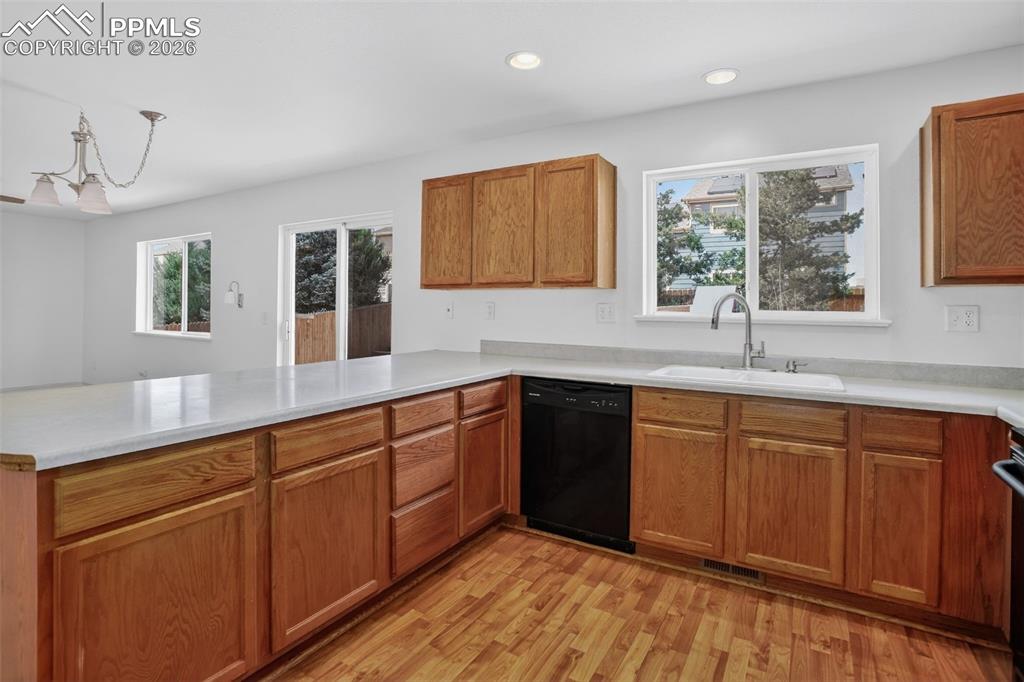 Image 2 of 16: Kitchen