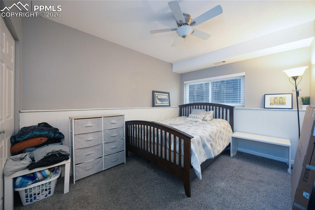 Image 16 of 40: Bedroom