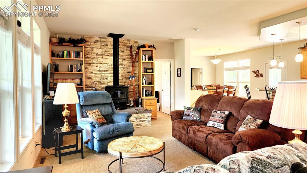 Image 13 of 50: Living Room