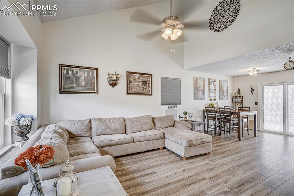Listing 6618089, Image 6 of 21