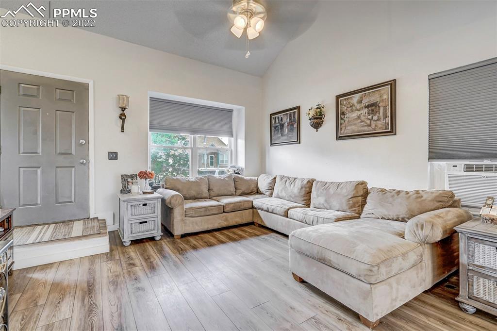 Listing 6618089, Image 7 of 21
