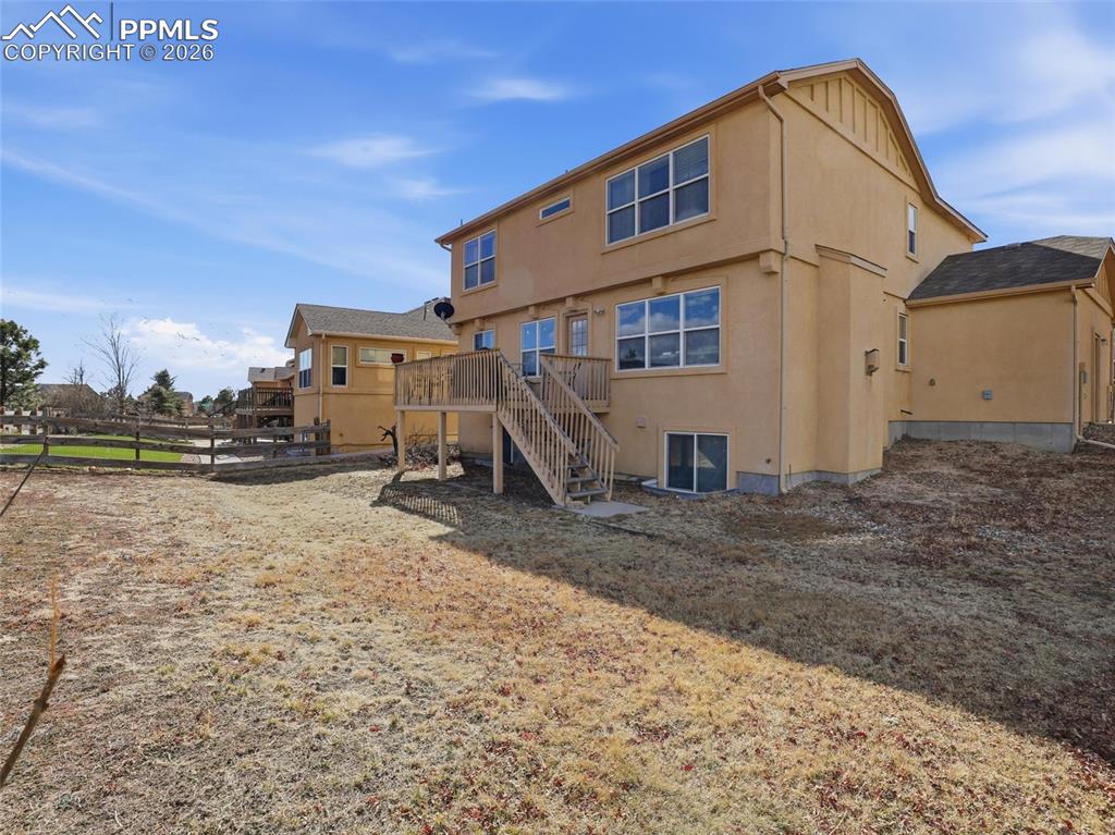 Image 38 of 46: Back of Structure