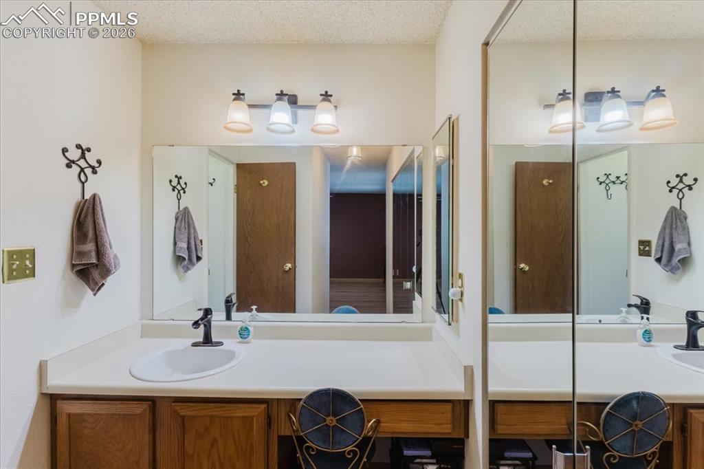 Image 16 of 44: Master Bathroom