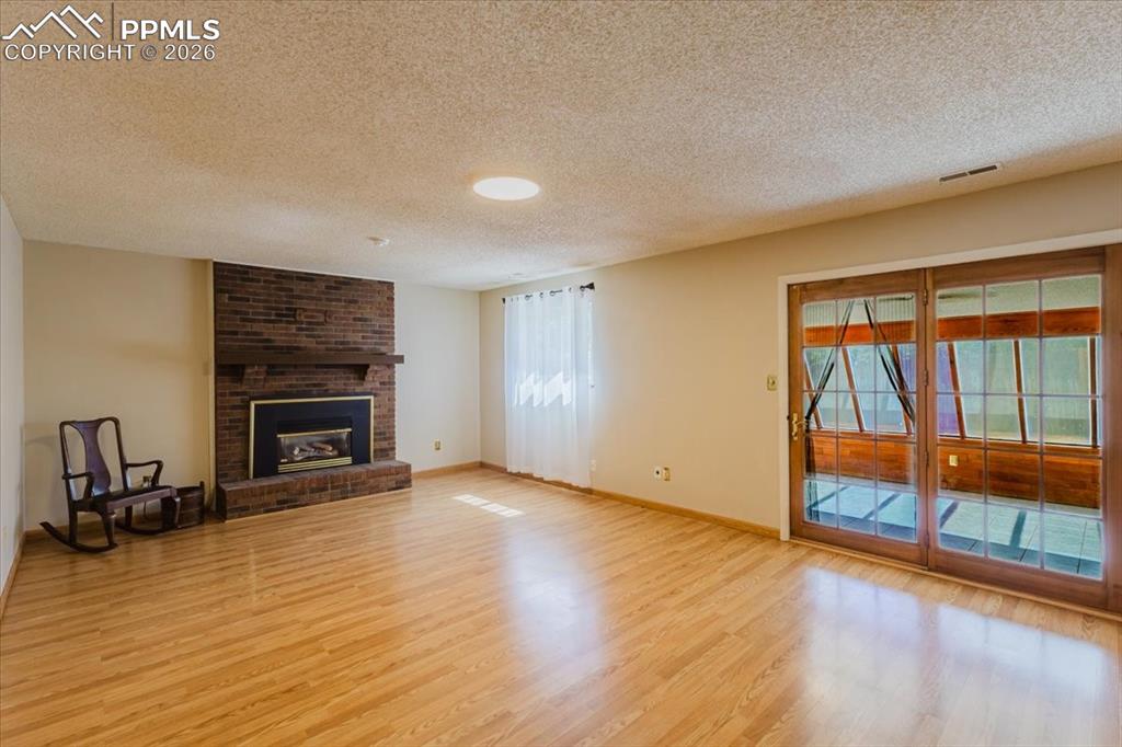 Image 20 of 44: Family Room