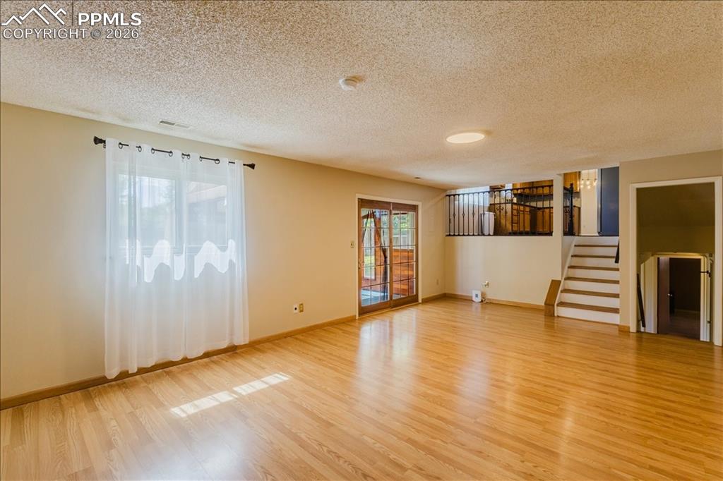 Image 21 of 44: Family Room