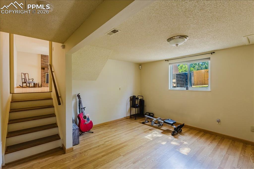 Image 26 of 44: Bonus Room