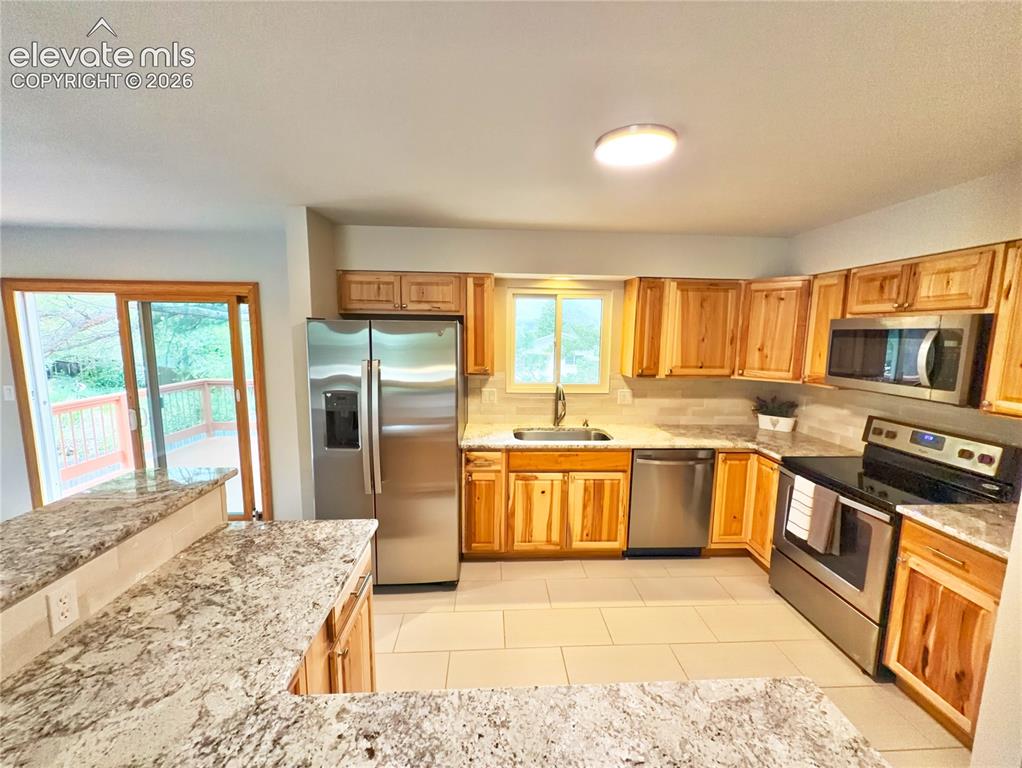 Image 12 of 42: Kitchen