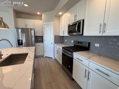 Image 3 of 15: No Description Available