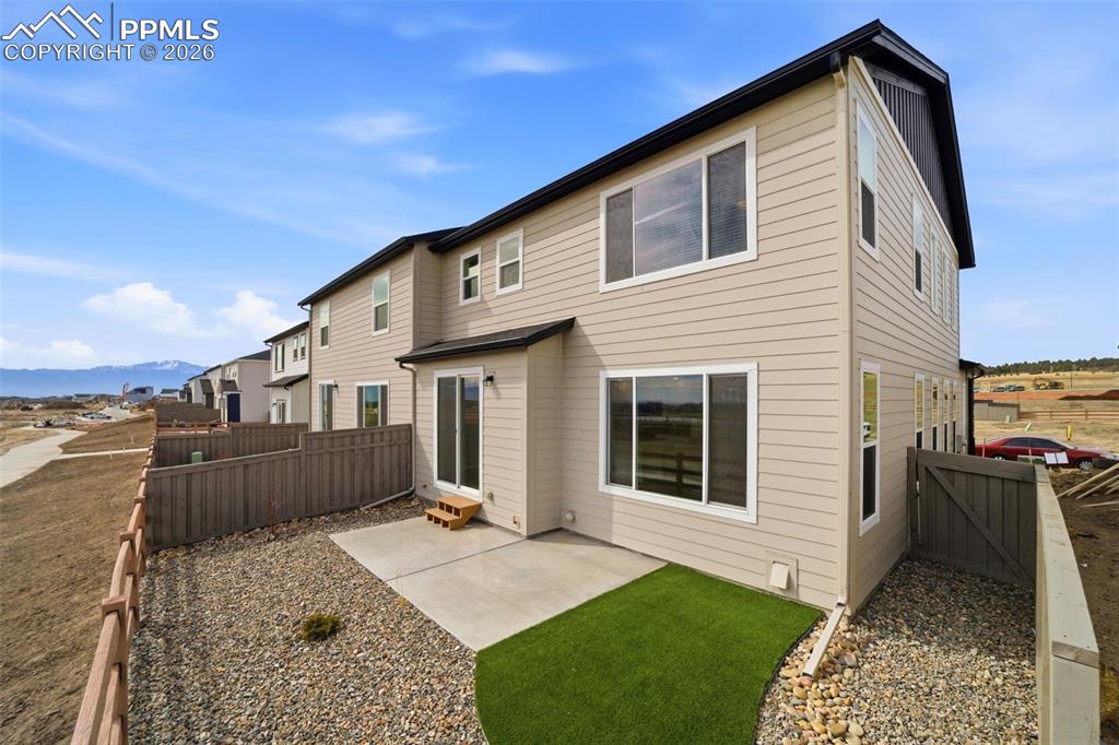 Image 32 of 34: No Description Available