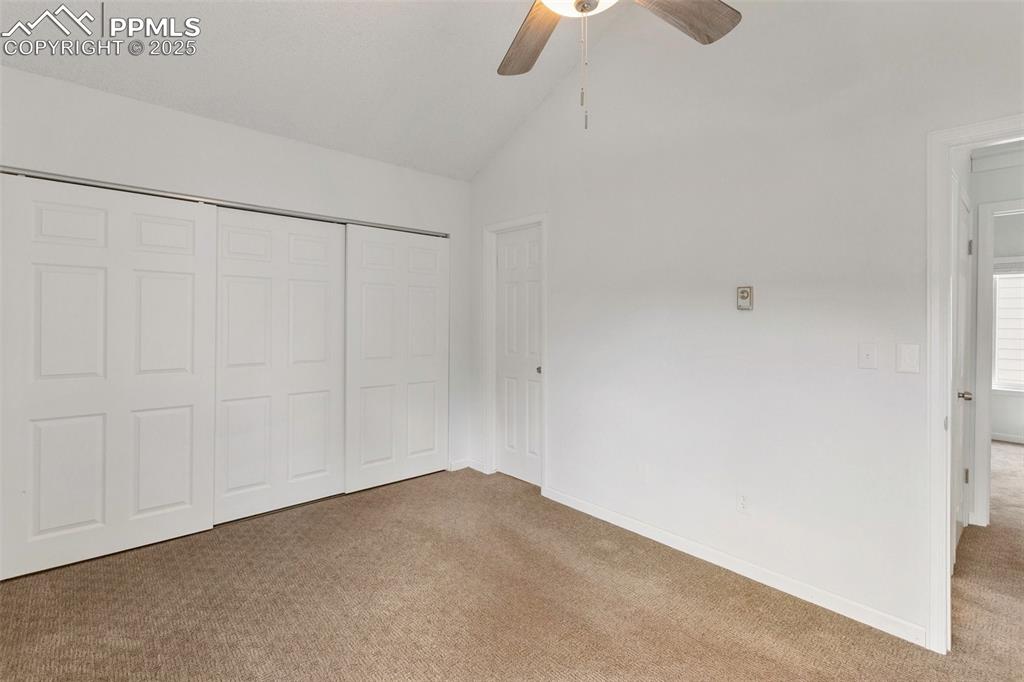 Image 22 of 43: Bedroom