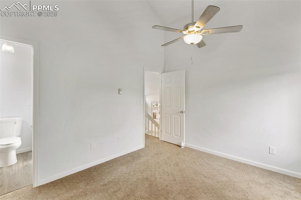 Image 25 of 43: Bedroom