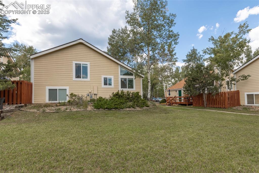 Image 37 of 43: Back of Structure