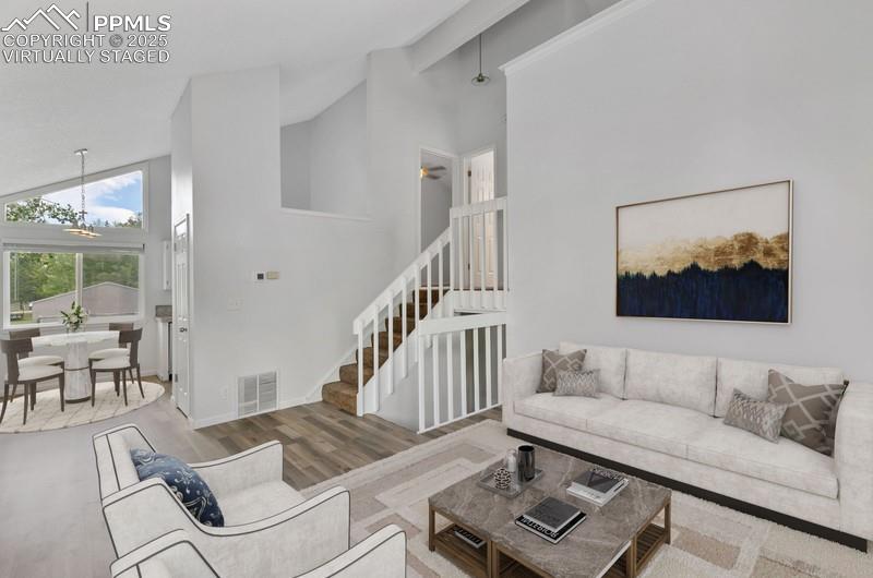 Image 5 of 43: Virtually Staged