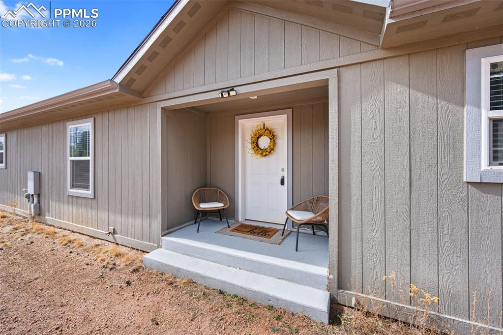 Image 5 of 29: Entry